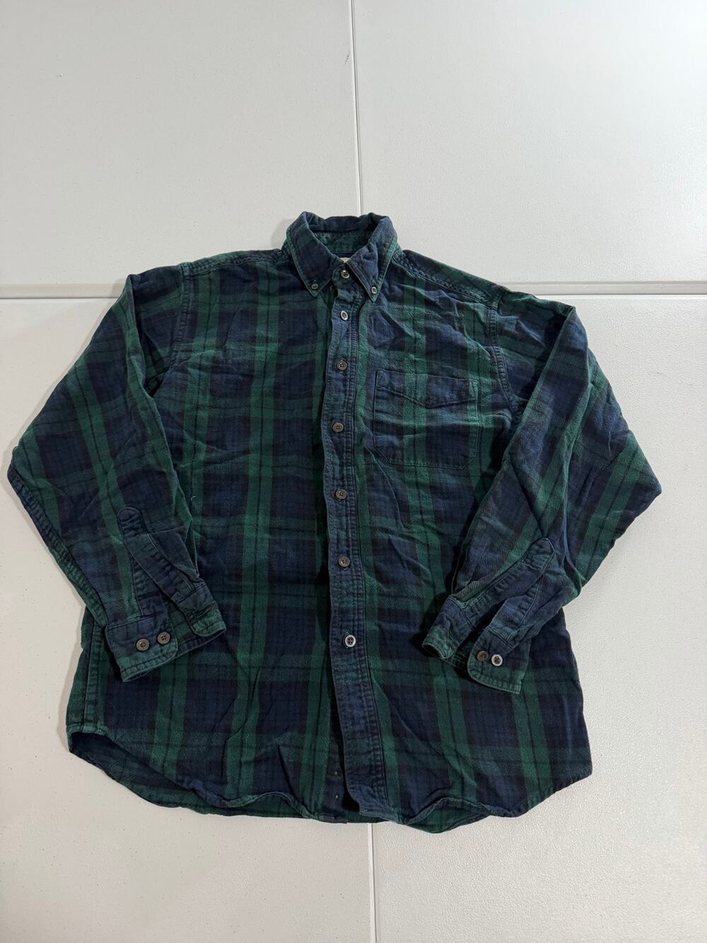 LL Bean Black Watch Plaid Flannel Shirt Mens Small Button Down Navy Green Cotton